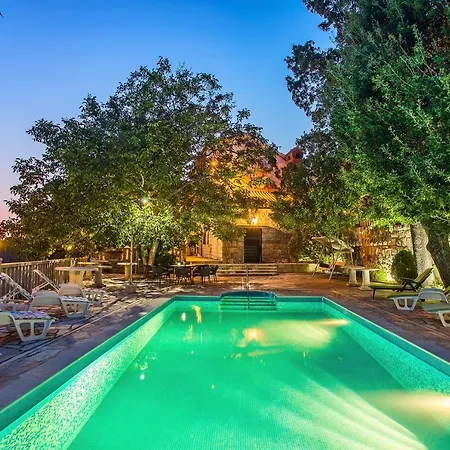 Βίλα Old Stone House - Private Pool - Jacuzzi - Panoramic View -full Privacy *