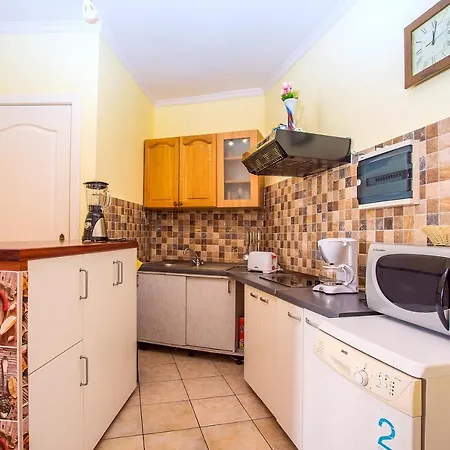 Old Stone House - Private Pool - Jacuzzi - Panoramic View -full Privacy Jesenice (Split-Dalmatia)