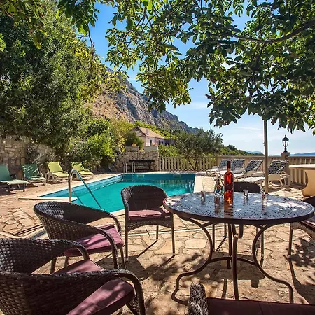 Old Stone House - Private Pool - Jacuzzi - Panoramic View -full Privacy *